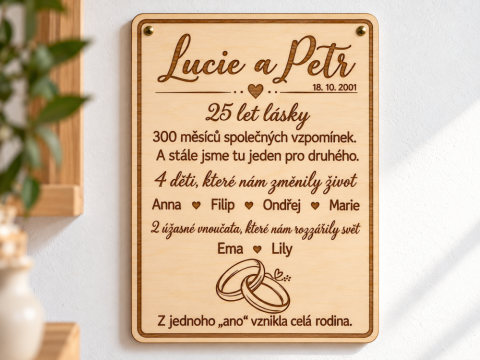 Dřevěná cedulka k výročí svatby s prstýnky